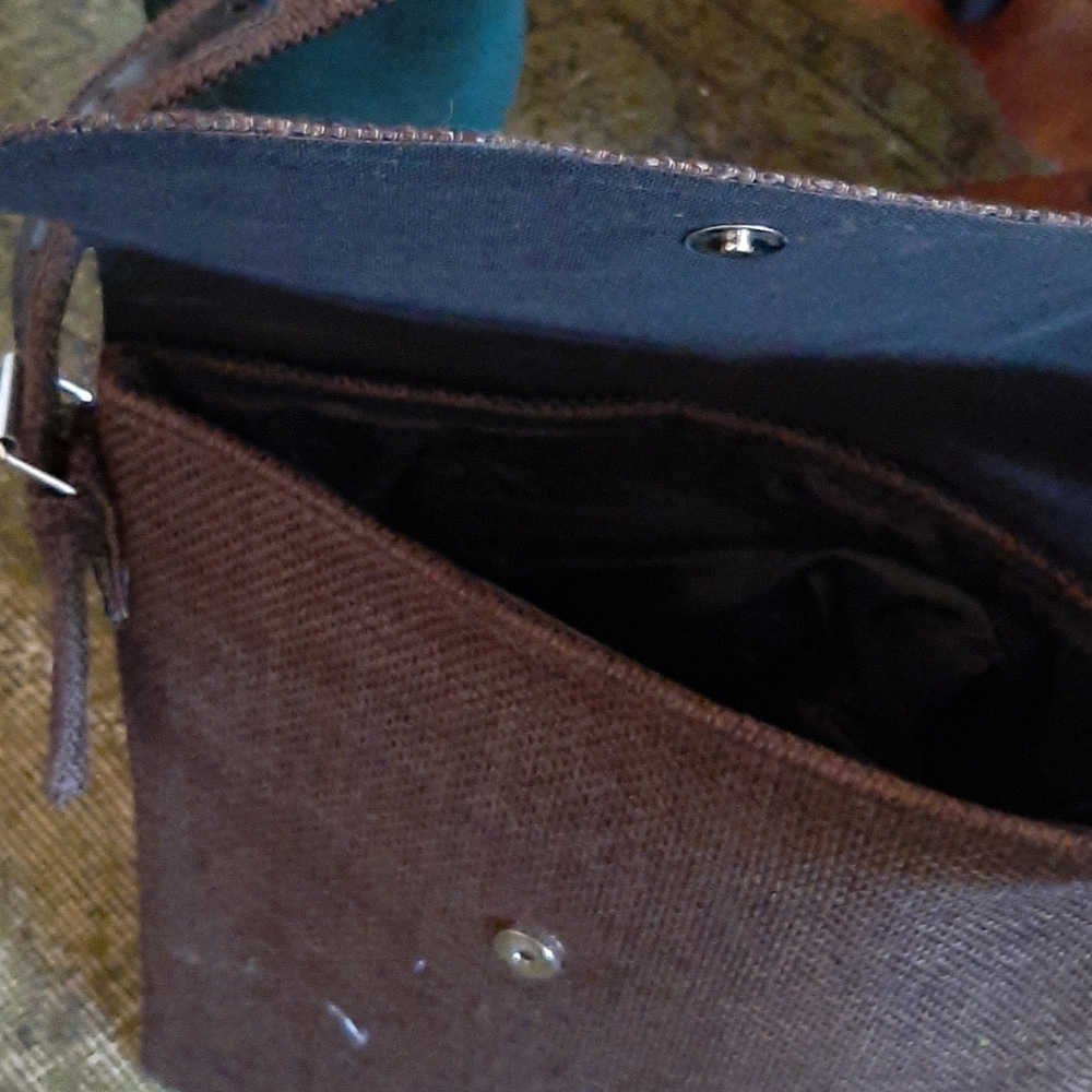purse - Picture 3 of 4